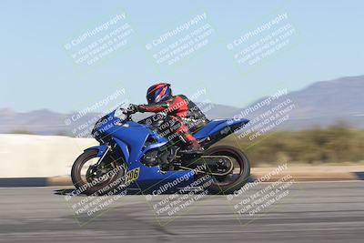 media/Oct-30-2025-Racers Edge (Thu) [[dabbdaf680]]/3-B Group/Session 4 (Turn 9 Side)/